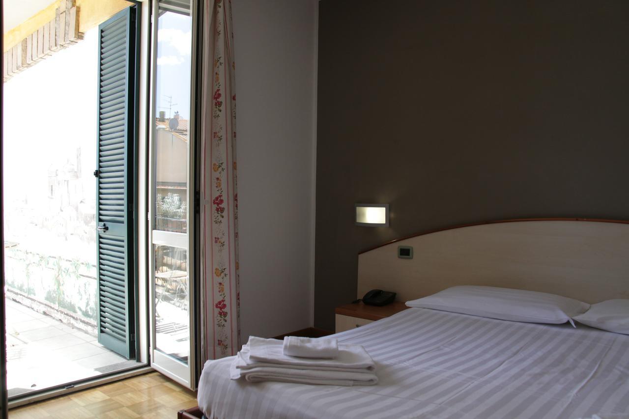 Albergo Da Benedetta Ветрала Екстериор снимка