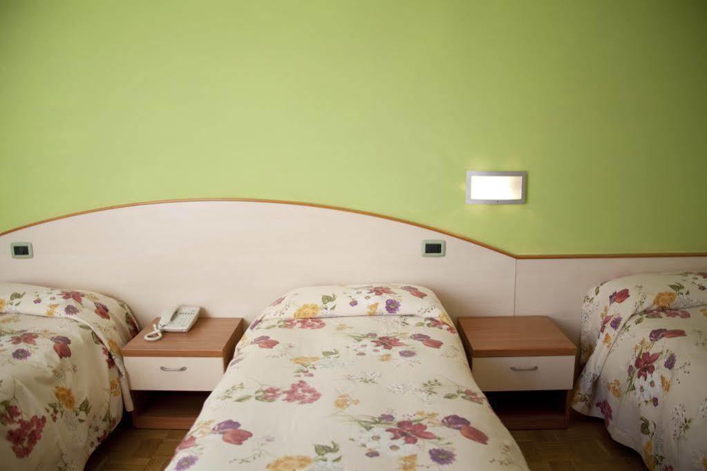 Albergo Da Benedetta Ветрала Екстериор снимка