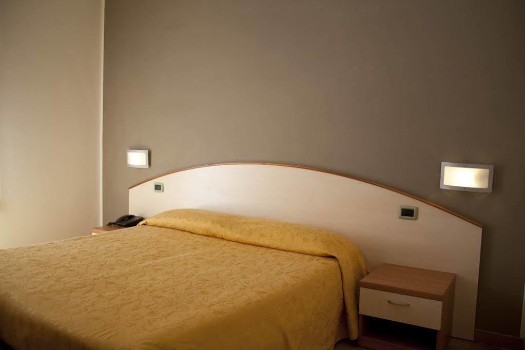 Albergo Da Benedetta Ветрала Екстериор снимка